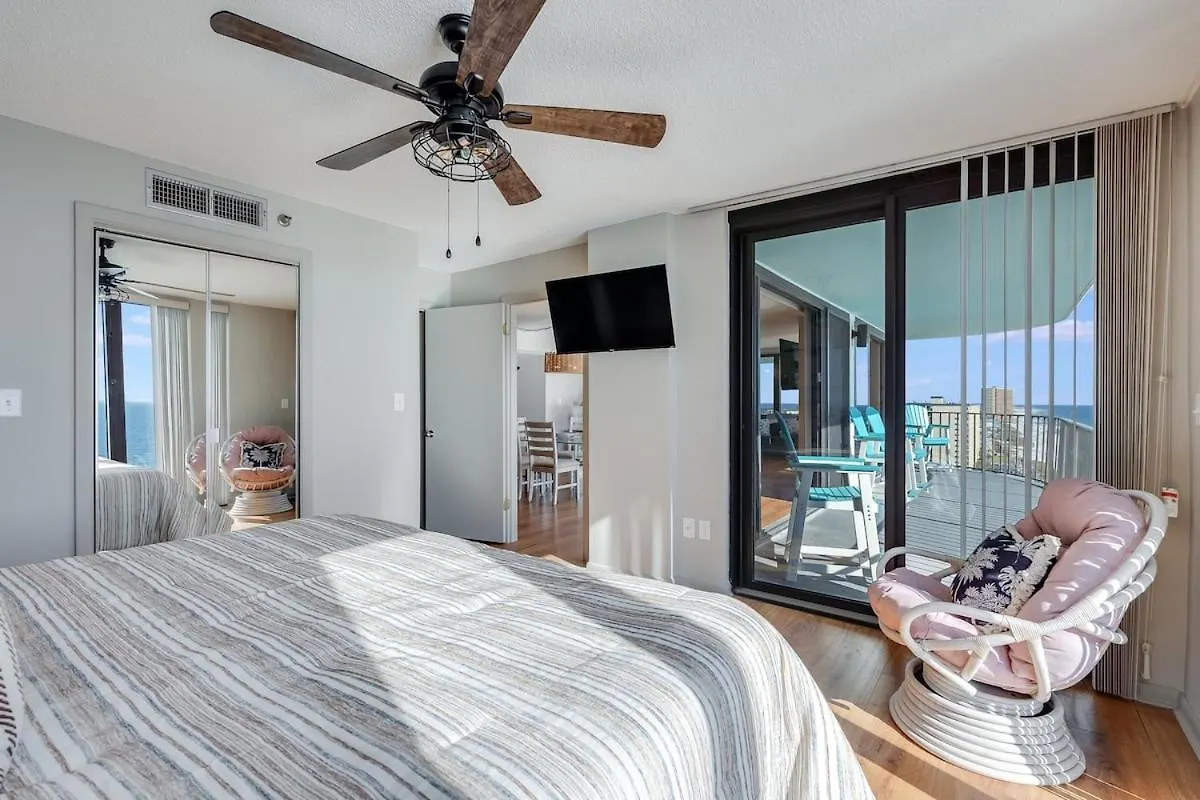 Watercrest 1603 - 2 Bedroom 2 Ba Beachfront Balcony Panama City Beach United States